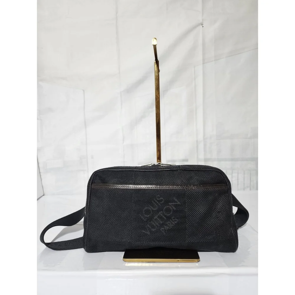 LOUIS VUITTON Damier Geant Acrobat Fanny Pack Black